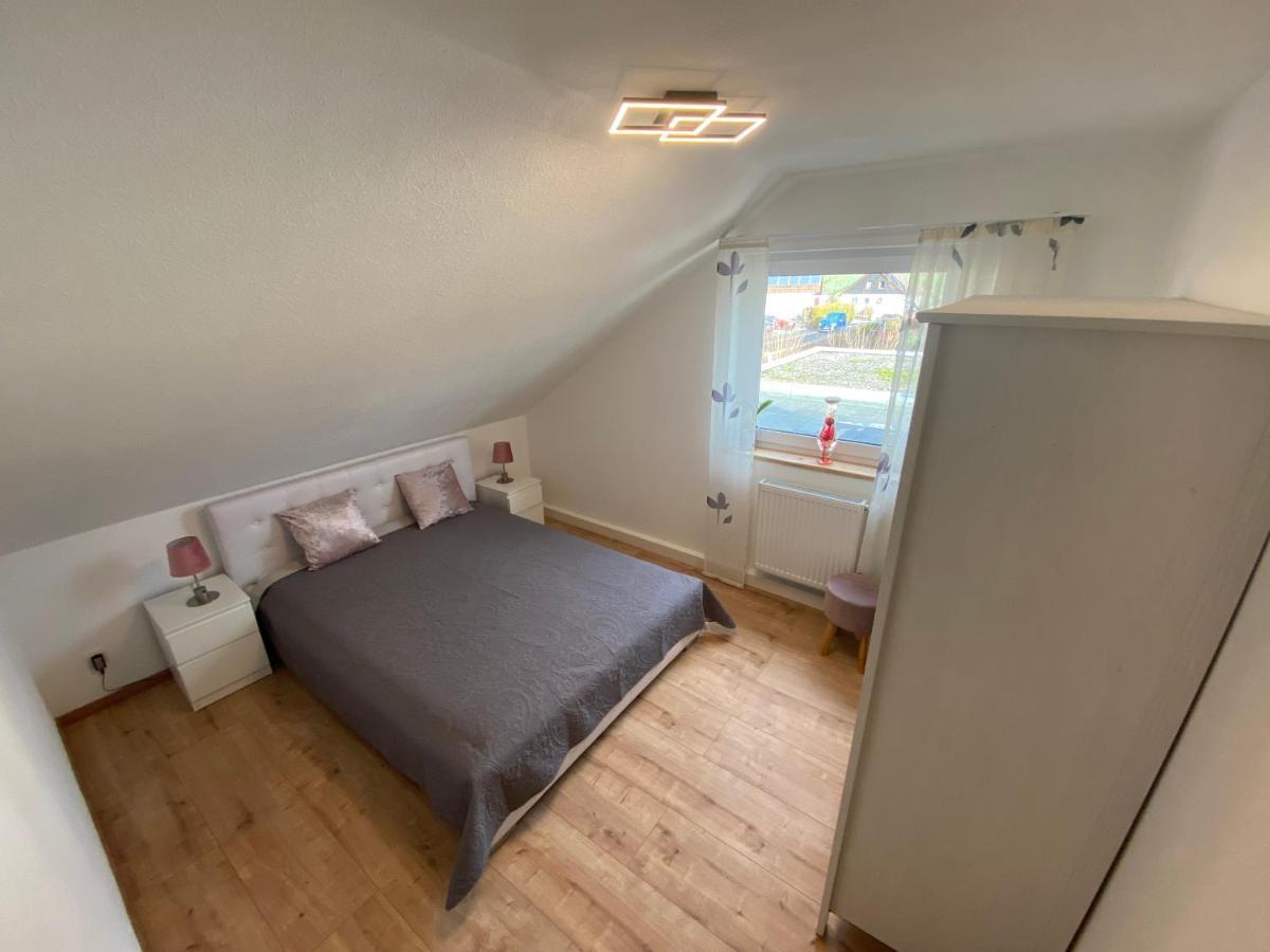 Ferienwohnung Fuchs Himmelkron Bagian luar foto